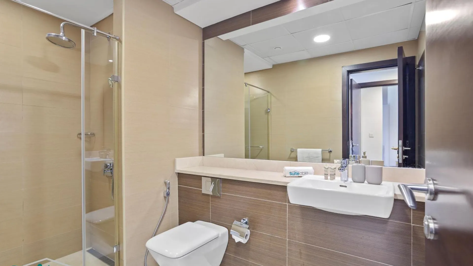 Chic 1Bedroom With Stunning Marina View In Sparkle Dubai Apartment